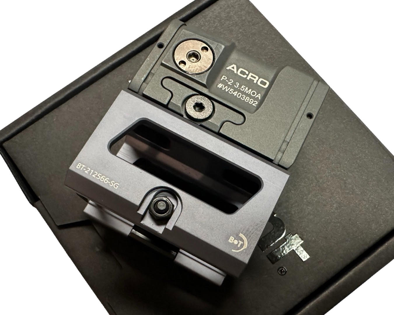 Aimpoint ACRO P-2 3.5 MOA Sniper Grey +B&T 39mm Grey QD mount