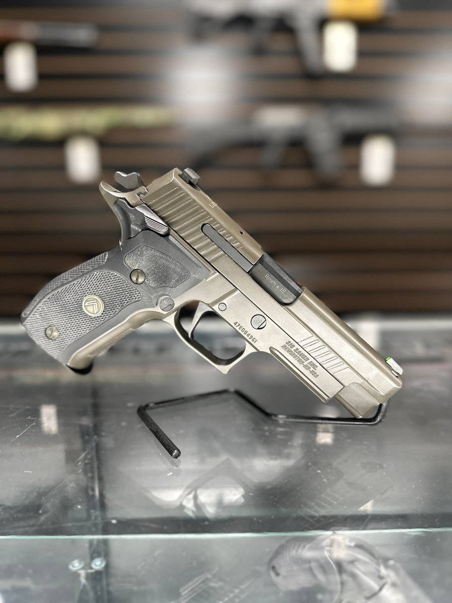 SIG SAUER P226 LEGION