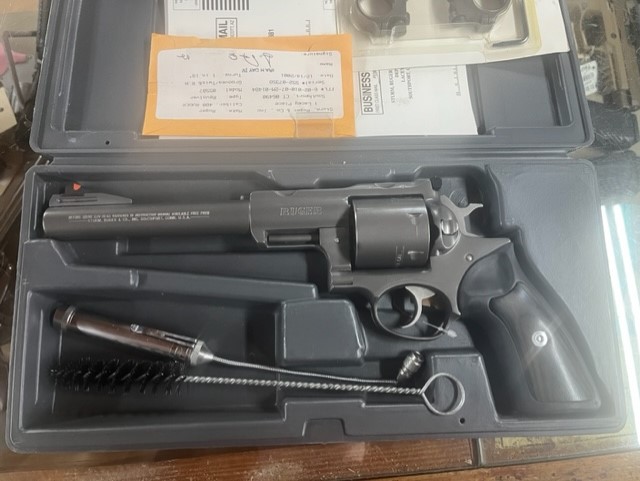 RUGER SUPER REDHAWK