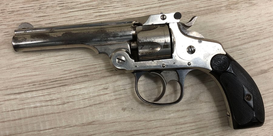 SMITH & WESSON 32