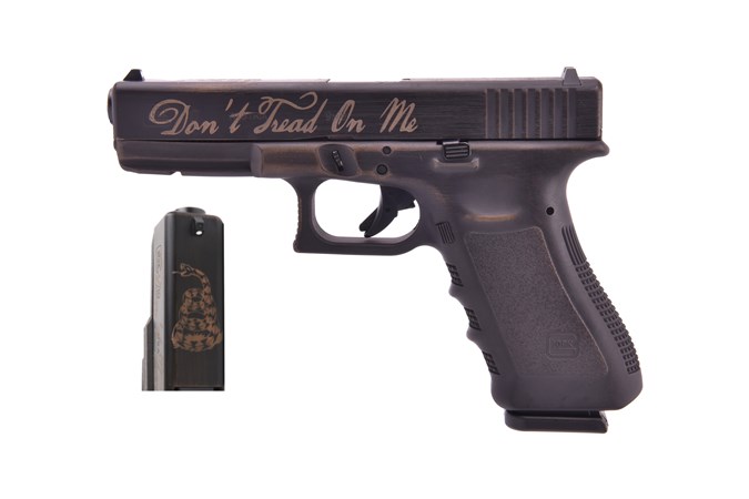 GLOCK G17 GEN 3 "DON'T TREAD ON ME" CERAKOTE