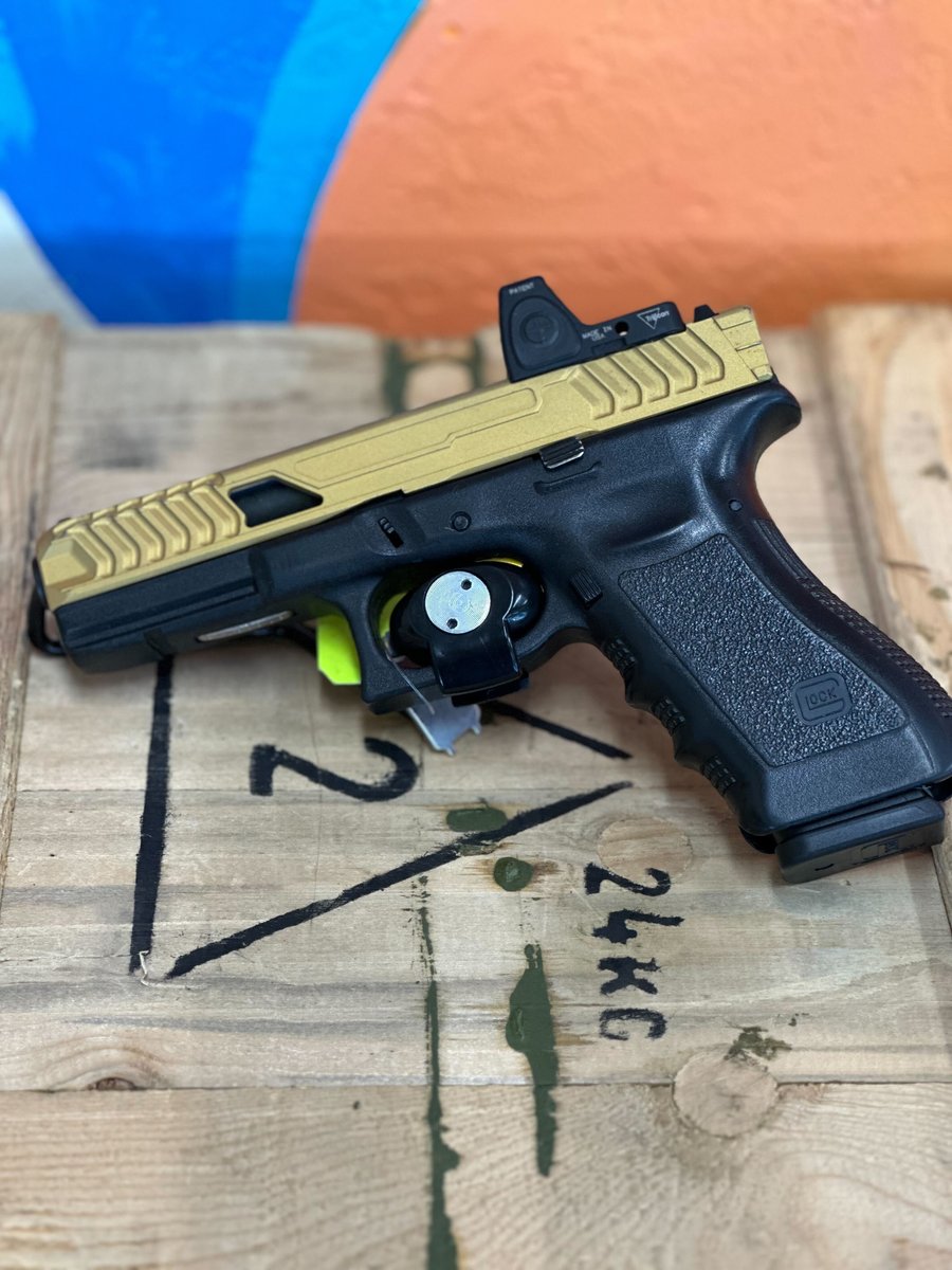 GLOCK 17