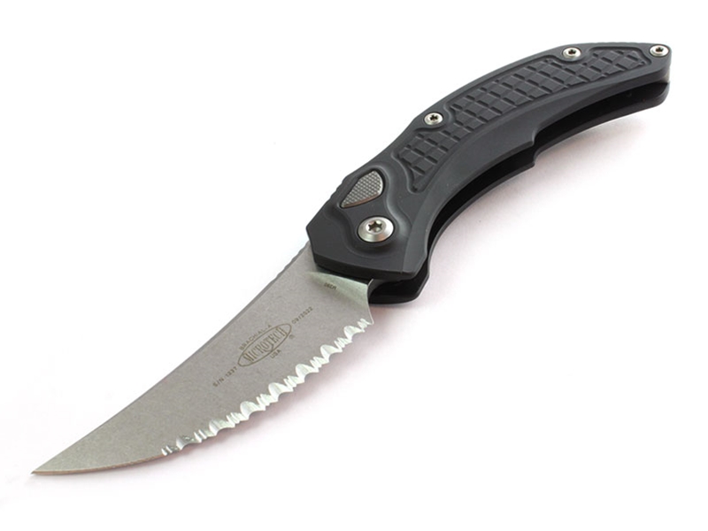 Microtech Brachial 3.25' Auto Folder Stonewashed Trailing Point, Black