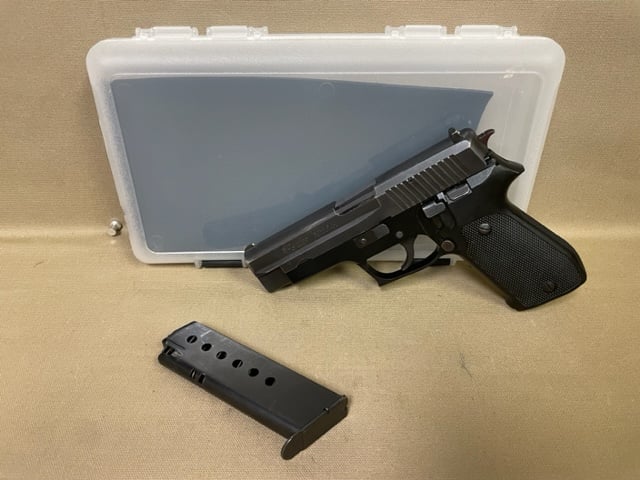 SIG SAUER P220