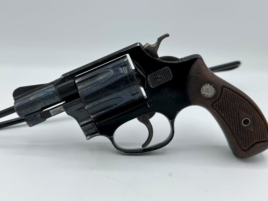 SMITH & WESSON 37