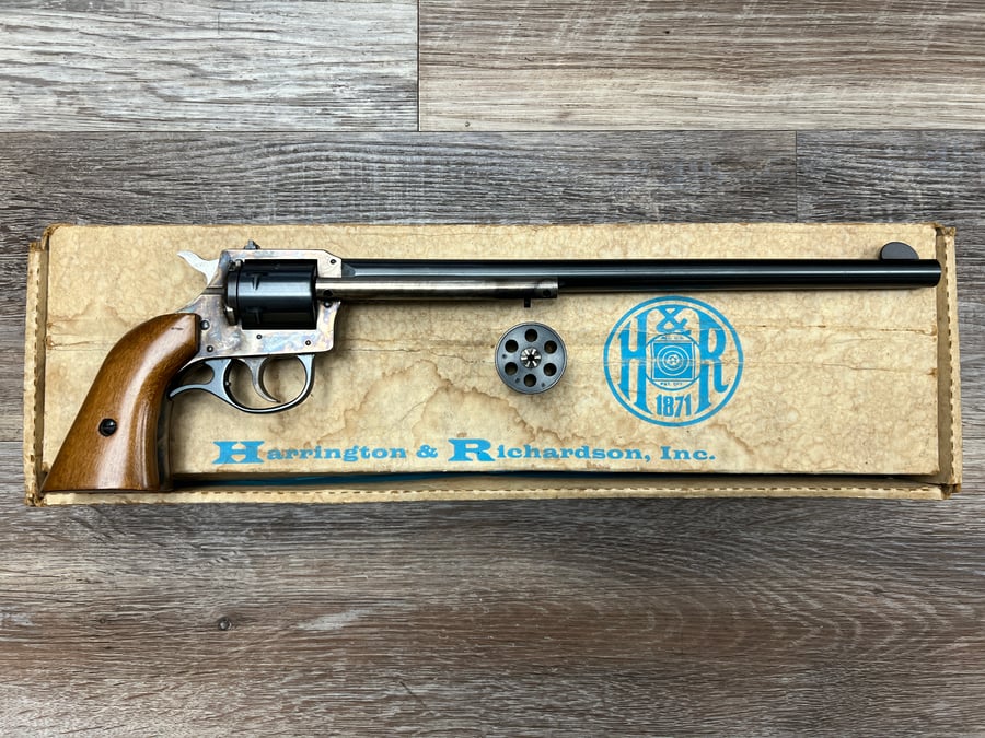 H&R 676