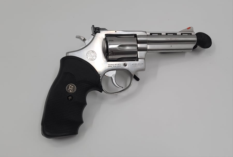 TAURUS 608