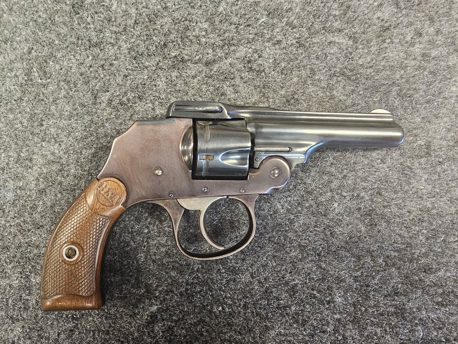 HOPKINS & ALLEN ARMS COMPANY Double Action No 6