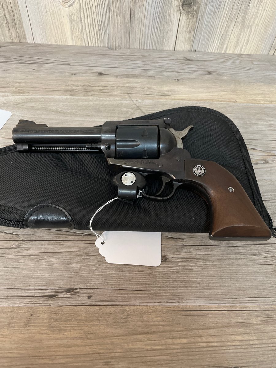 RUGER NEW BLACKHAWK