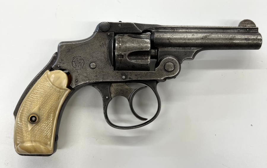 SMITH & WESSON .32 DOUBLE ACTION FOURTH MODEL