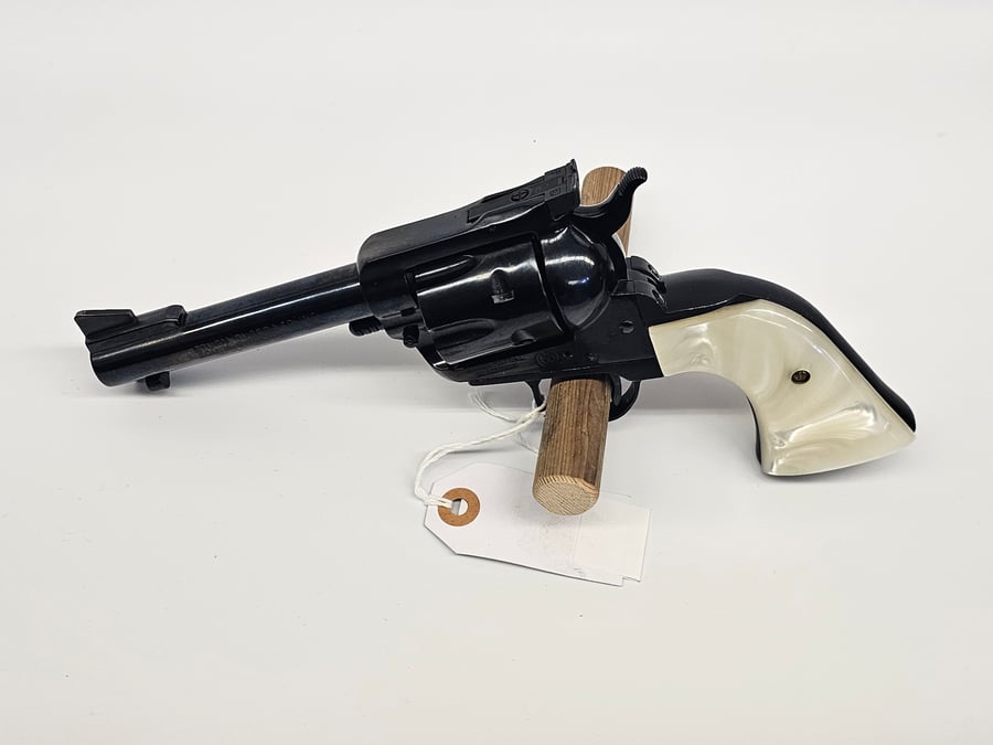 RUGER BLACKHAWK .357 MAGNUM