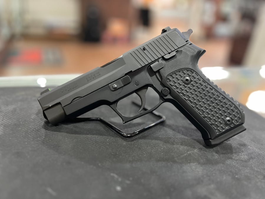 SIG SAUER P220