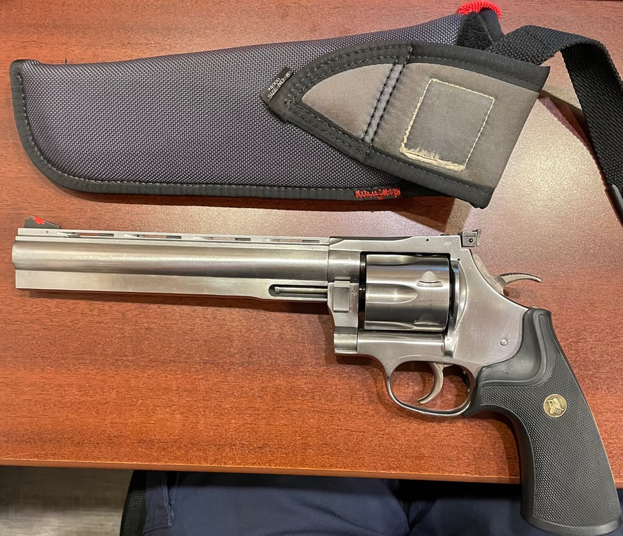 DAN WESSON FIREARMS 744-VH