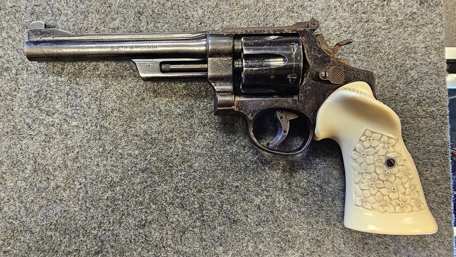 SMITH & WESSON 28