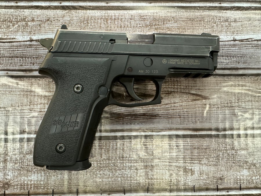 SIG SAUER P229