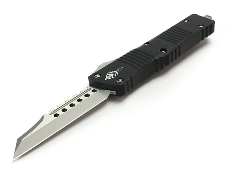 Microtech Knives Combat Troodon Wharncliffe 3.81' S/E Stonewashed, Black
